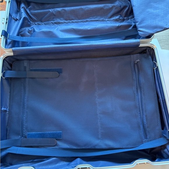 RIMOWA Silver Aluminum Suitcase Large Check-in - Picture 14 of 15